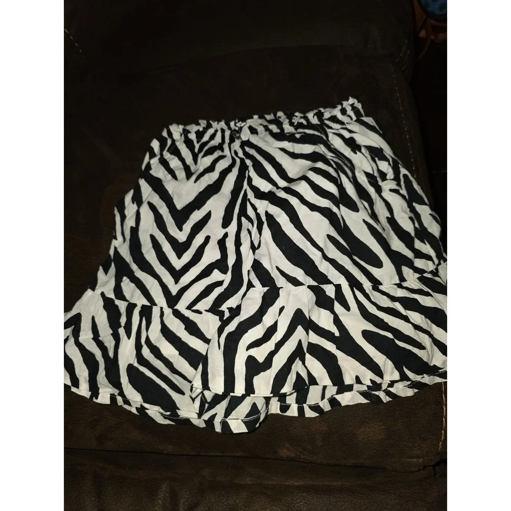 Gymboree wild for zebra‎ size 6 lot 3 tops 3 shorts 1 skirt